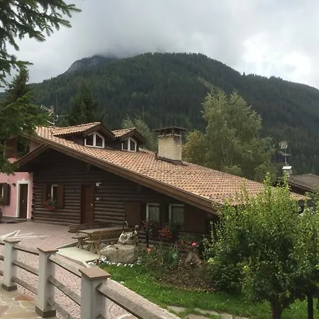 Rosj Chalet Moena